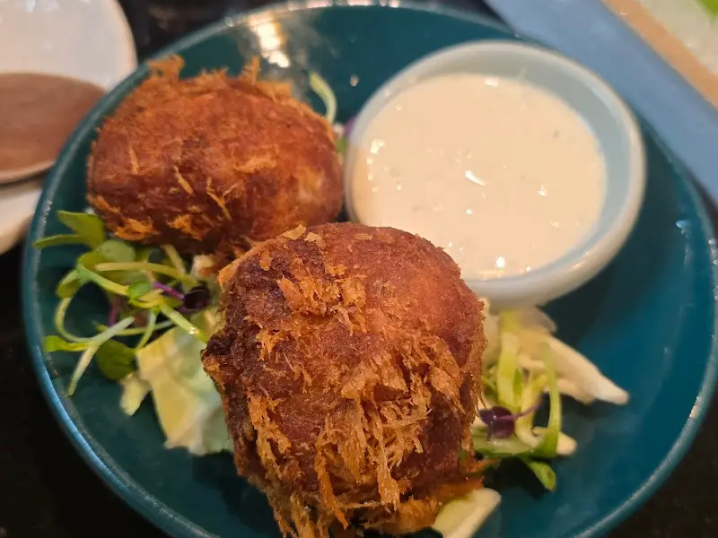 바삭한 튀김 볼