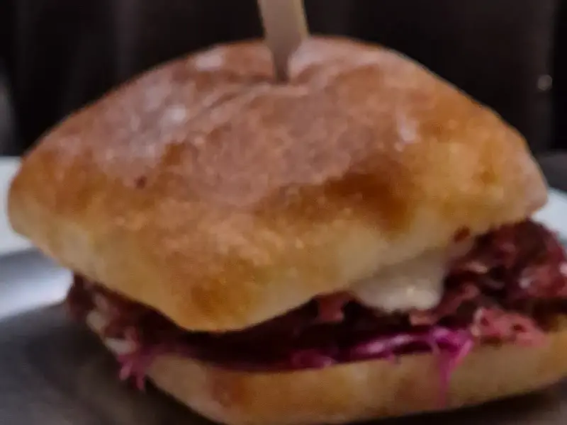 데일리픽스 강남본점 파스트라미 샌드위치