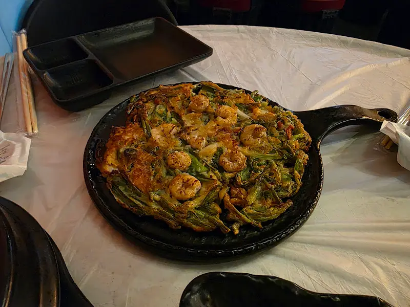 해물이 듬뿍 들어간 해물파전