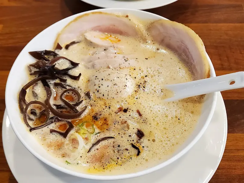 푸짐한 토리빠이탄 라멘