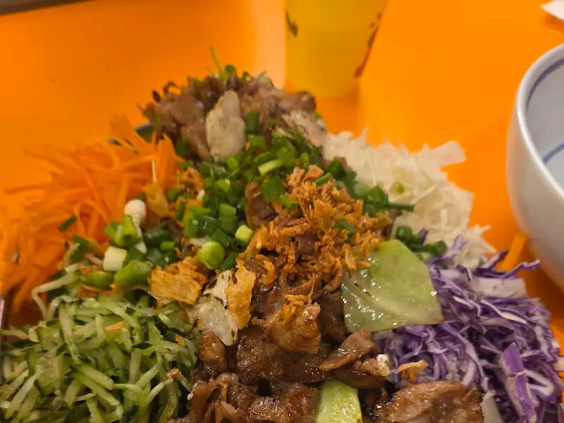 다채로운 야채 고명