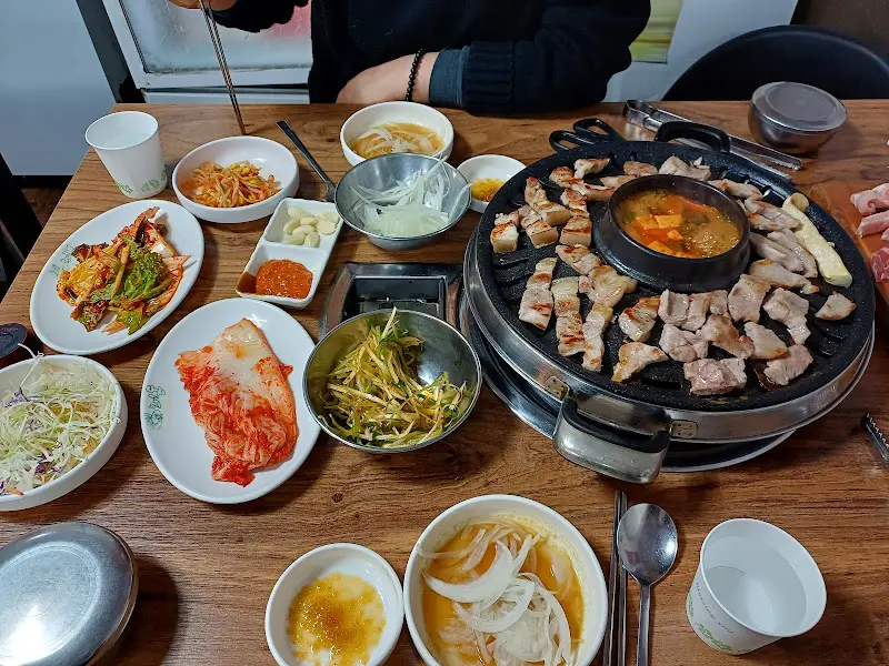 푸짐한 한 상 차림