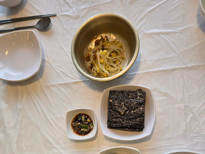 다양한 밑반찬 클로즈업