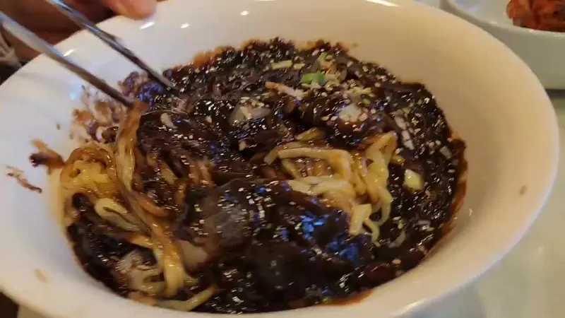 다래원 쟁반 짜장