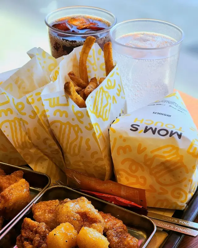 맘스터치 칠리새우버거 세트