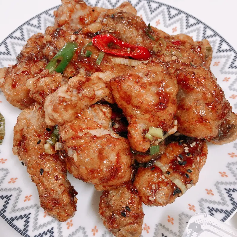 혼밥도 럭셔리하게, BHC 치킨과 함께