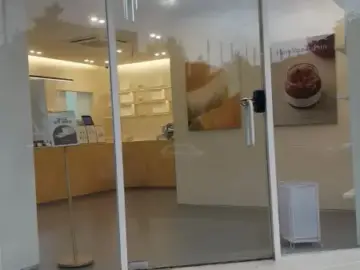 용지호수 바람결에 녹아든, 창원 식빵 맛집 화이트리에의 달콤한 속삭임