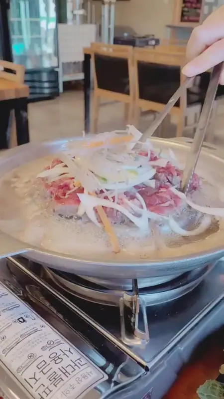 소불고기 전골 조리 과정