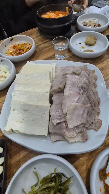 두부수육