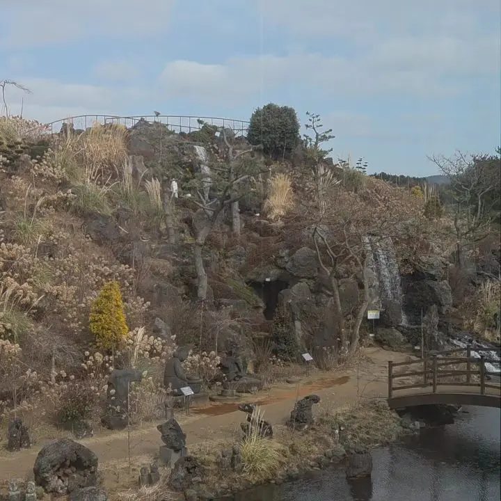 스타벅스 더제주송당파크 R점에서 바라본 외부 조경