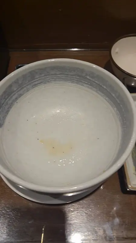 라멘을 깨끗하게 비운 모습