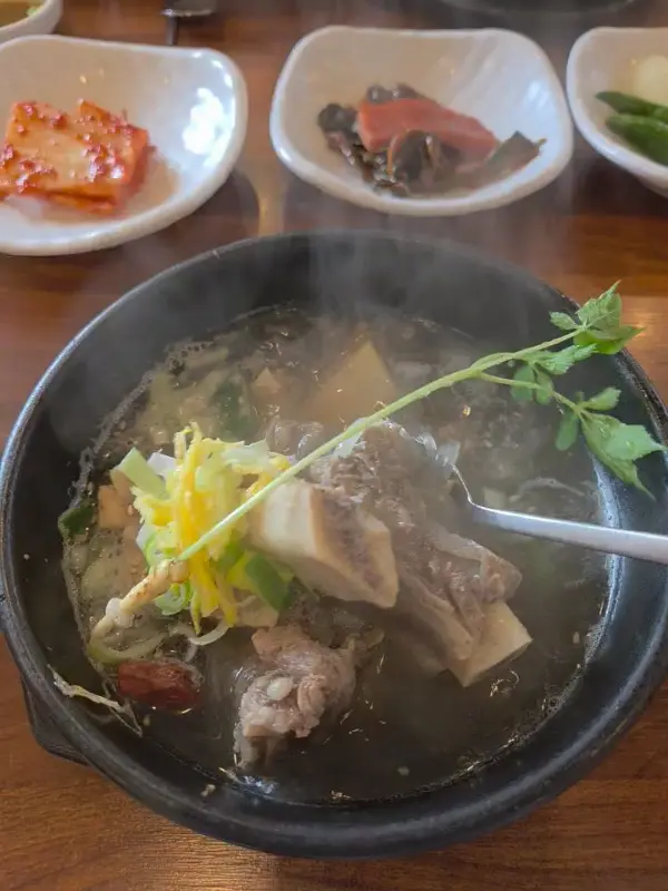 설미옥 갈비탕 상차림