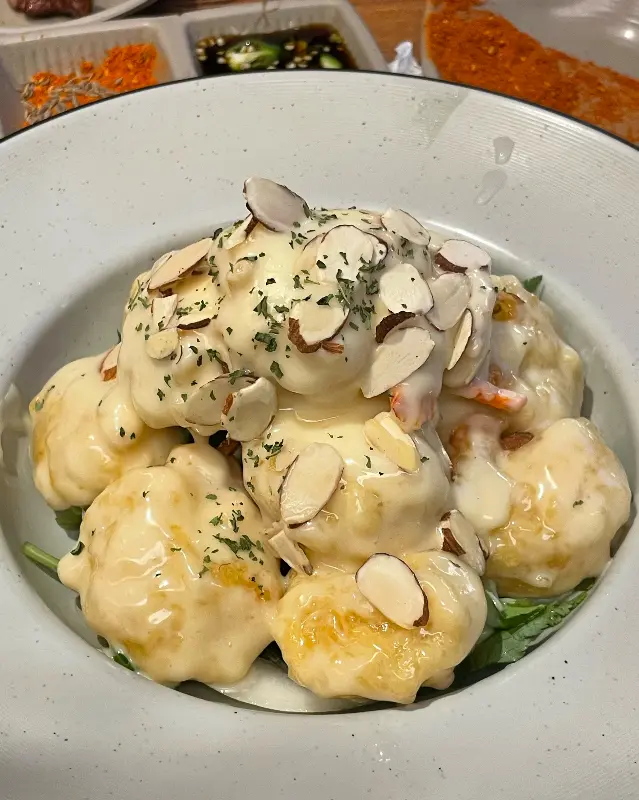 윤기가 흐르는 크림새우