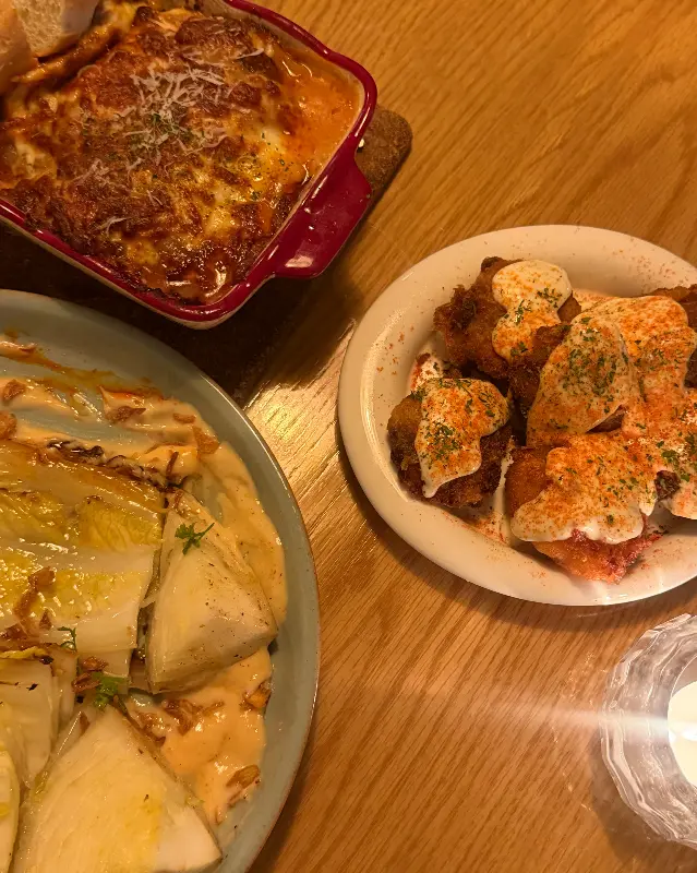 라자냐, 알배추샐러드, 알감자튀김