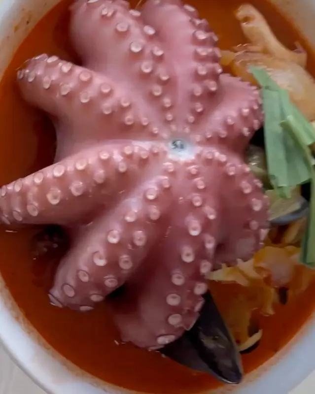 통문어짬뽕의 압도적인 비주얼