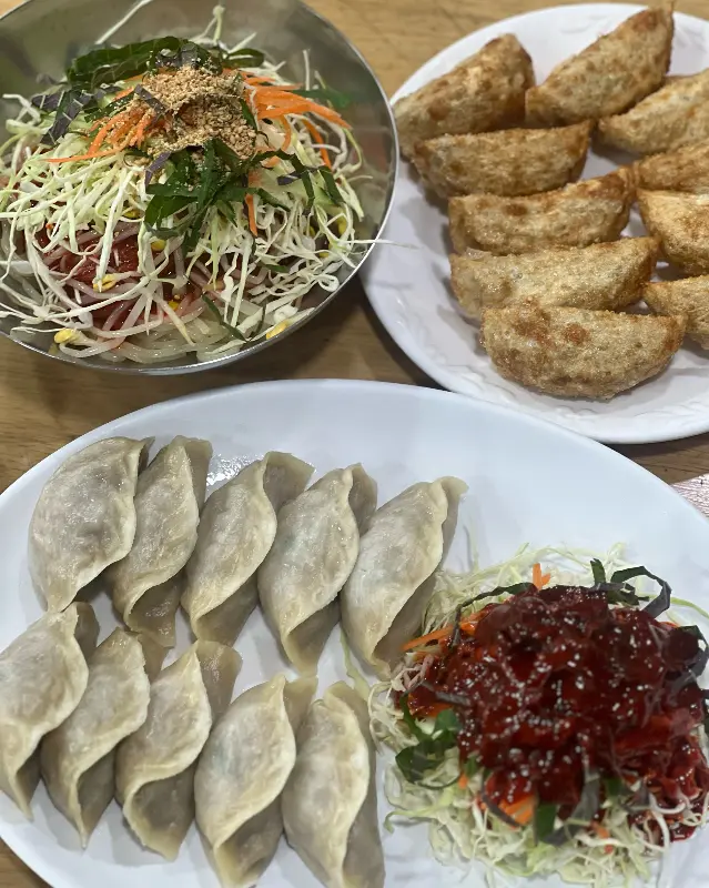 군만두, 찐만두, 비빔만두 비주얼 쇼크