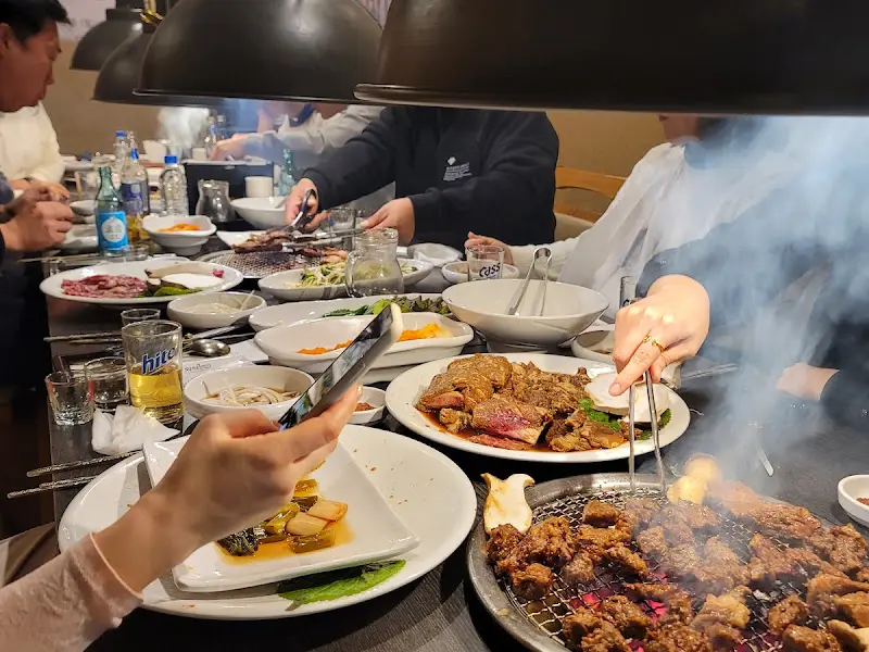 외식1번가 내부 전경