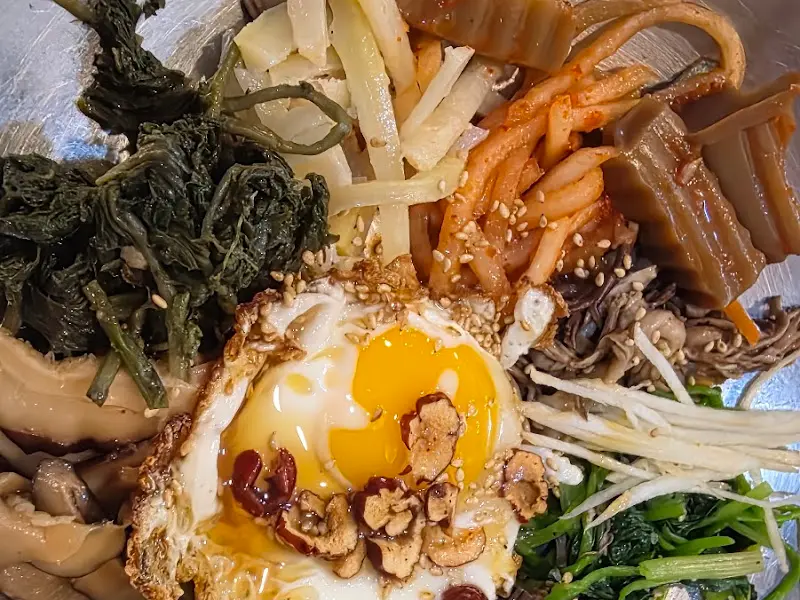 알록달록 특산채비빔밥