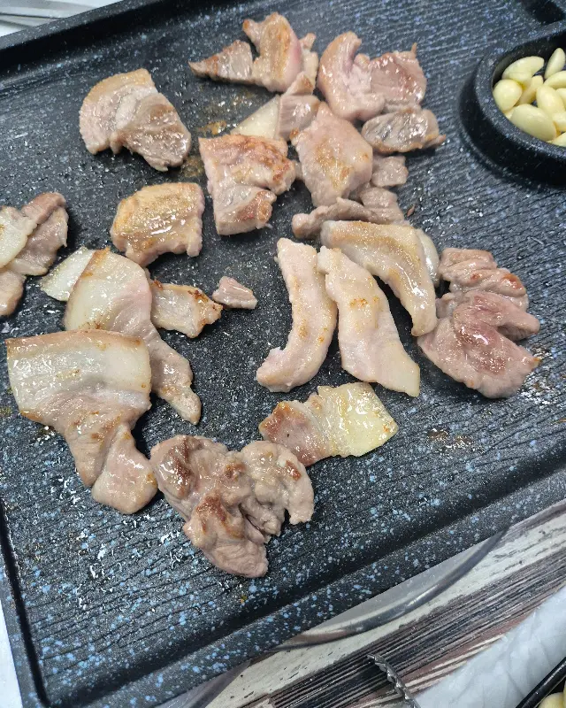 맛있게 익은 뒷고기