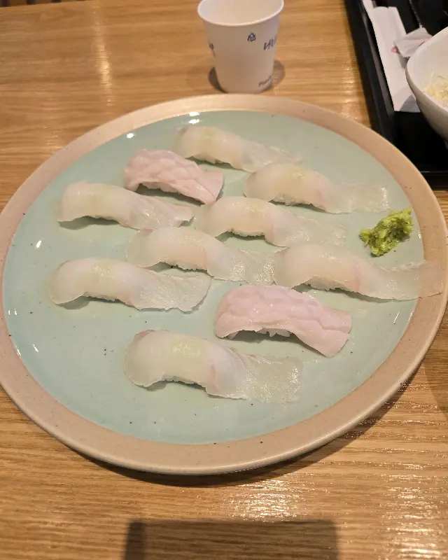 다양한 종류의 활어 초밥