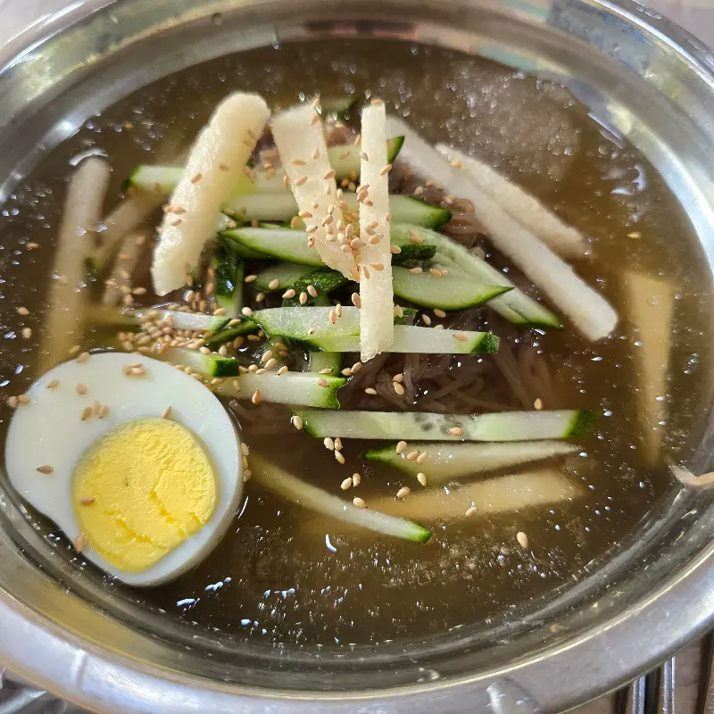 시원한 냉면