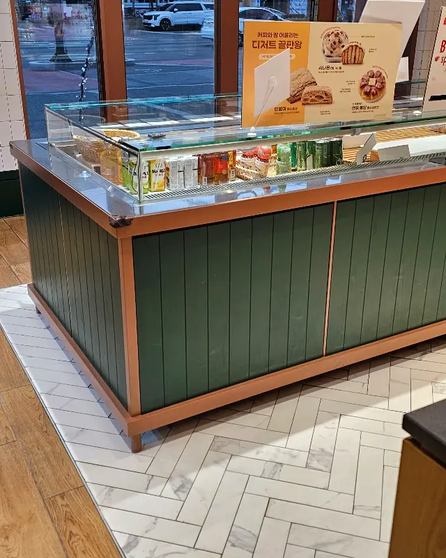 뚜레쥬르 상주낙양점 쇼케이스