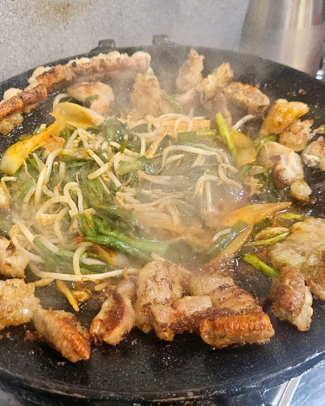 소곱창과 숙주, 부추