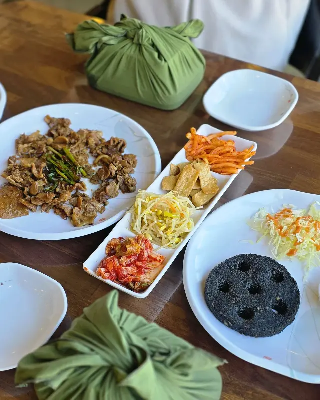 맛깔스러운 반찬