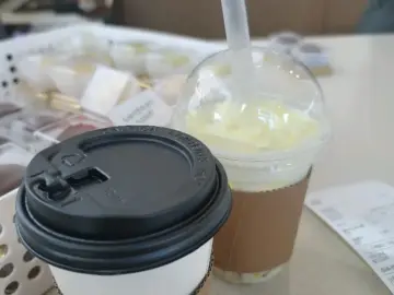 예산 여행 중 발견한 보물, 내포신도시 커피 맛집 “카페목리”에서 행복한 시간