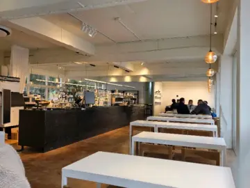 바다 향기 품은 양양, 에센시아에서 만난 커피 맛집의 재발견