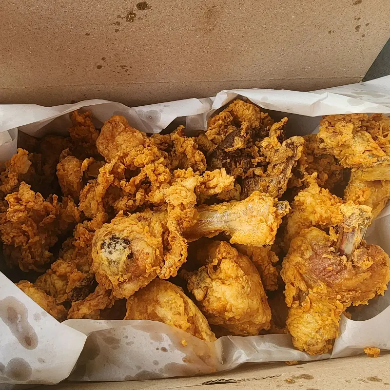 푸짐한 매일통닭 한 상