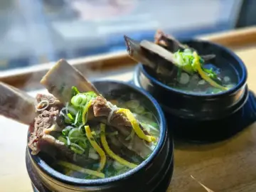 인삼 향 가득한 안동, 임청옥에서 찾은 갈비탕의 깊은 풍미 – 지역 맛집 기행