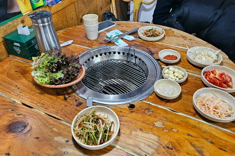 밑반찬 세팅