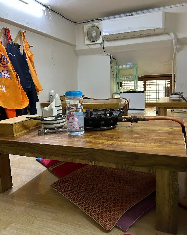 통나무집 내부 모습