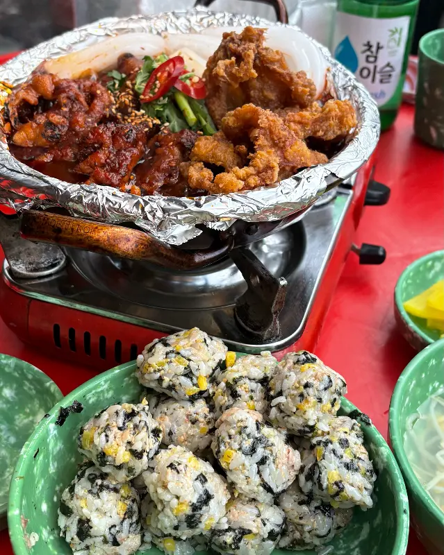 닭발 한상차림과 주먹밥