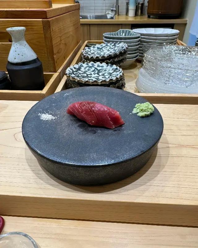 입에서 살살 녹는 참치 뱃살