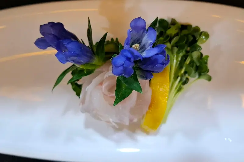 보기에도 아름다운 고엔의 플레이팅