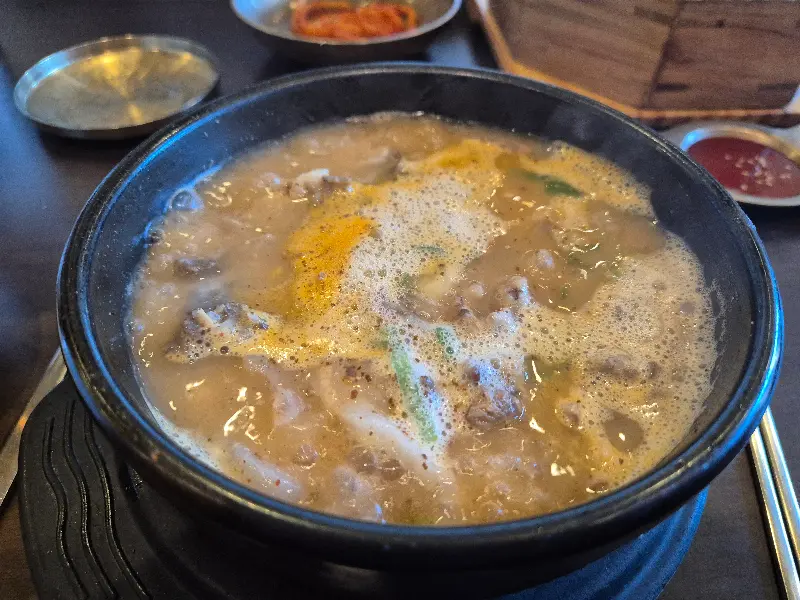 피자에 찍어 먹으면 환상적인 렌치 소스