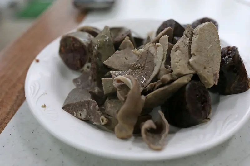 윤기가 흐르는 모듬순대