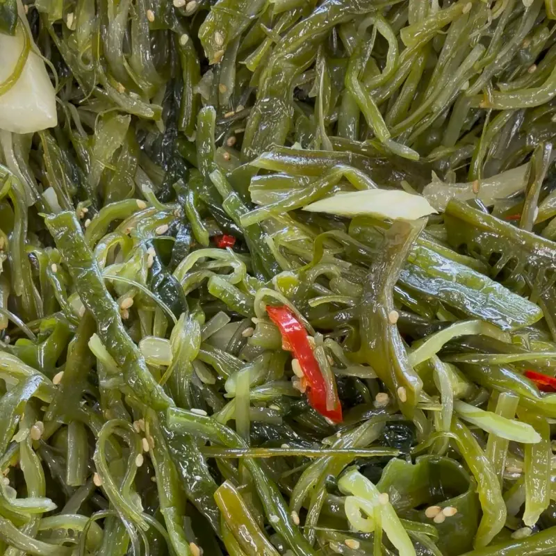 새콤달콤한 미역줄기