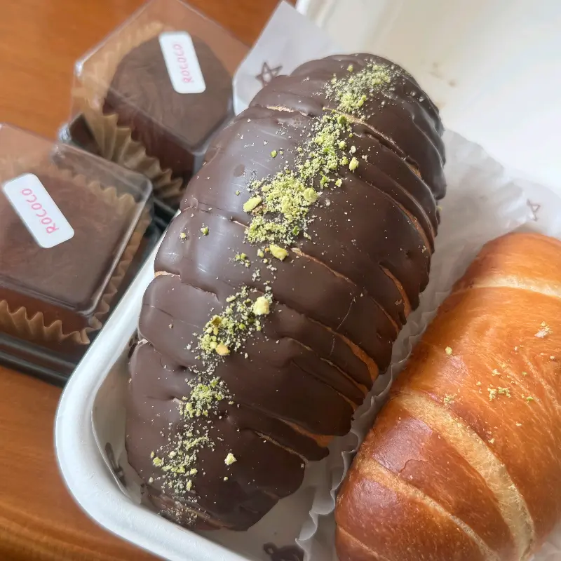 두바이 초코 소금빵