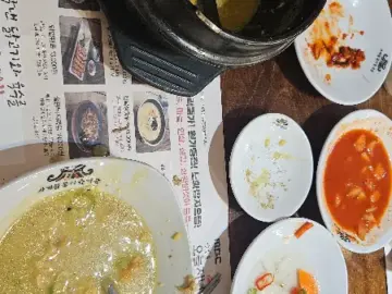 몸보신 끝판왕, 안산 백세삼계탕에서 힙하게 즐기는 건강한 맛집 투어