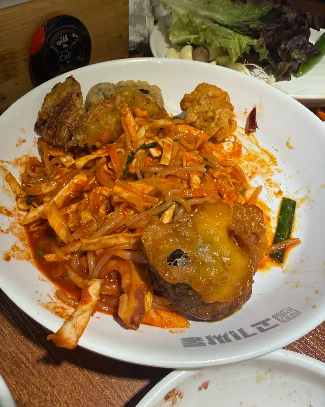 곁들임 메뉴로 훌륭한 가지 튀김