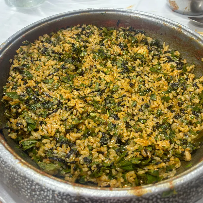 곱창전골 국물에 볶아진 볶음밥