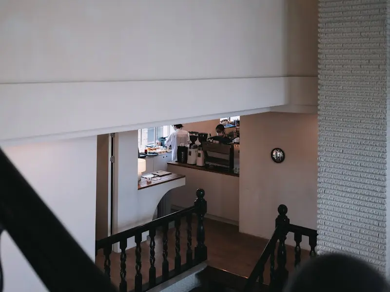 2층에서 바라본 1층 카운터