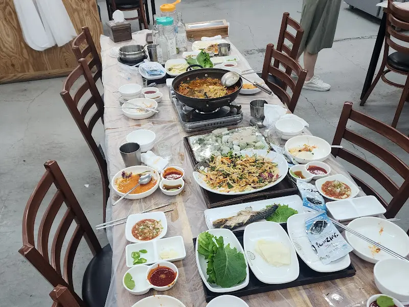 테이블 전체샷 2