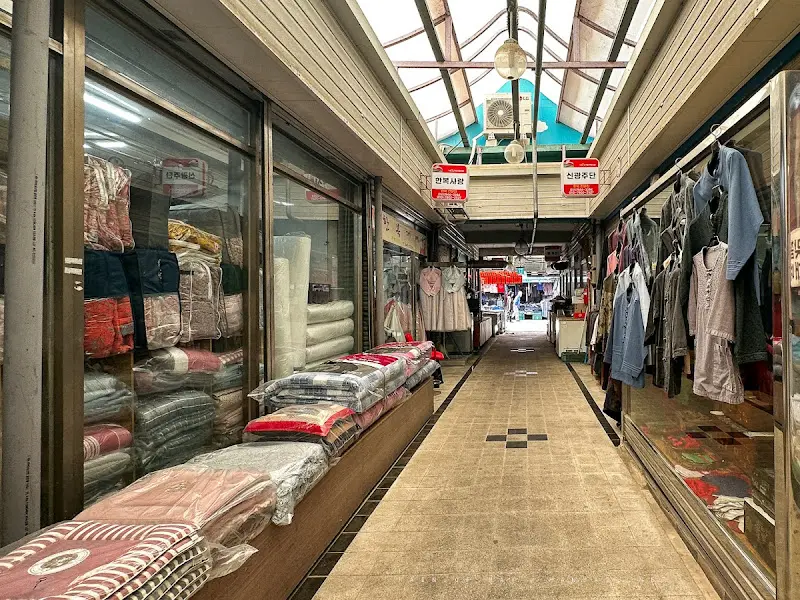 거창시장 내부2