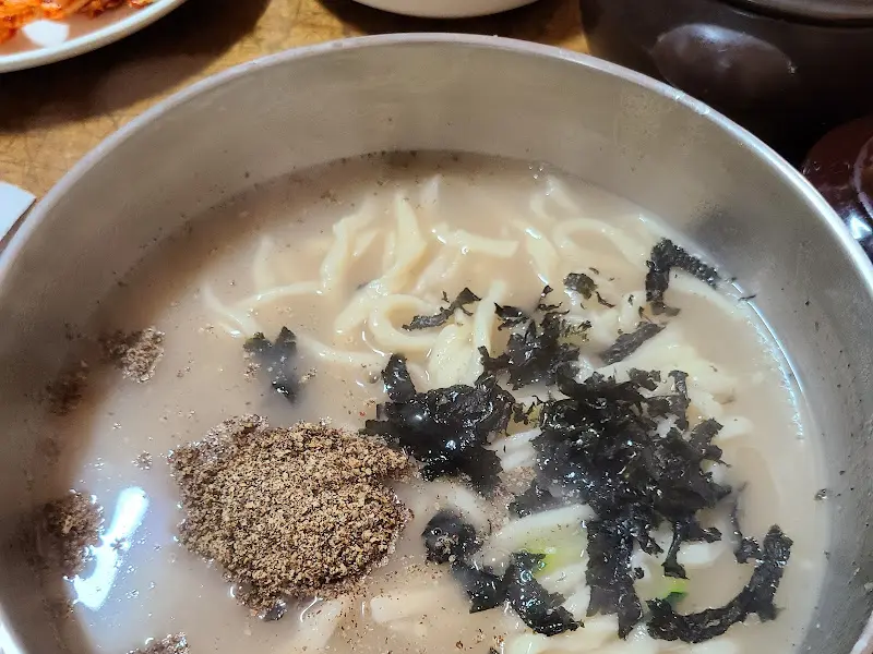 손칼국수 근접샷 2