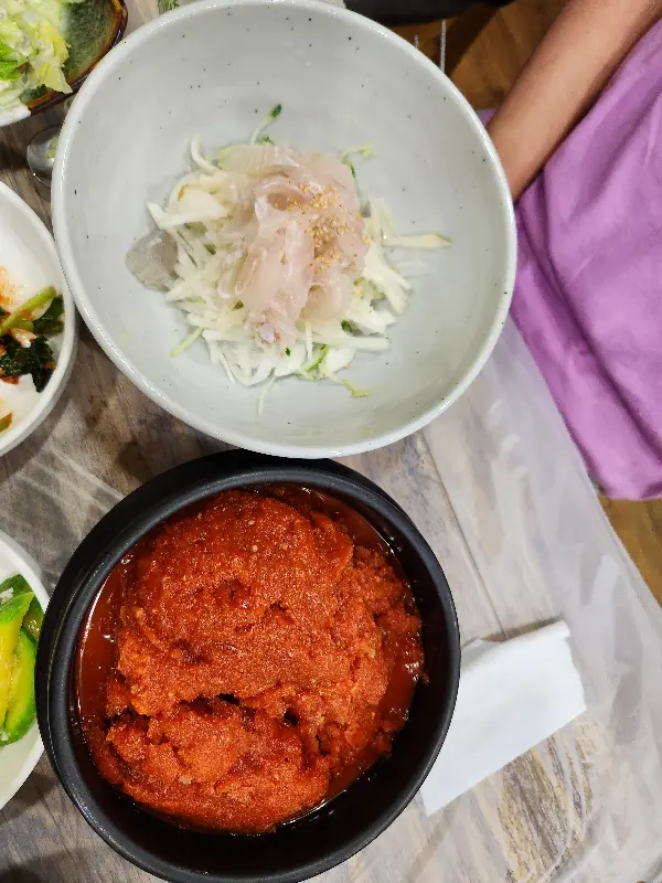 푸짐한 물회 한 상