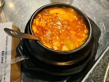 숯불 향에 녹아든 추억, 목동에서 맛보는 인생 돼지 고기 맛집